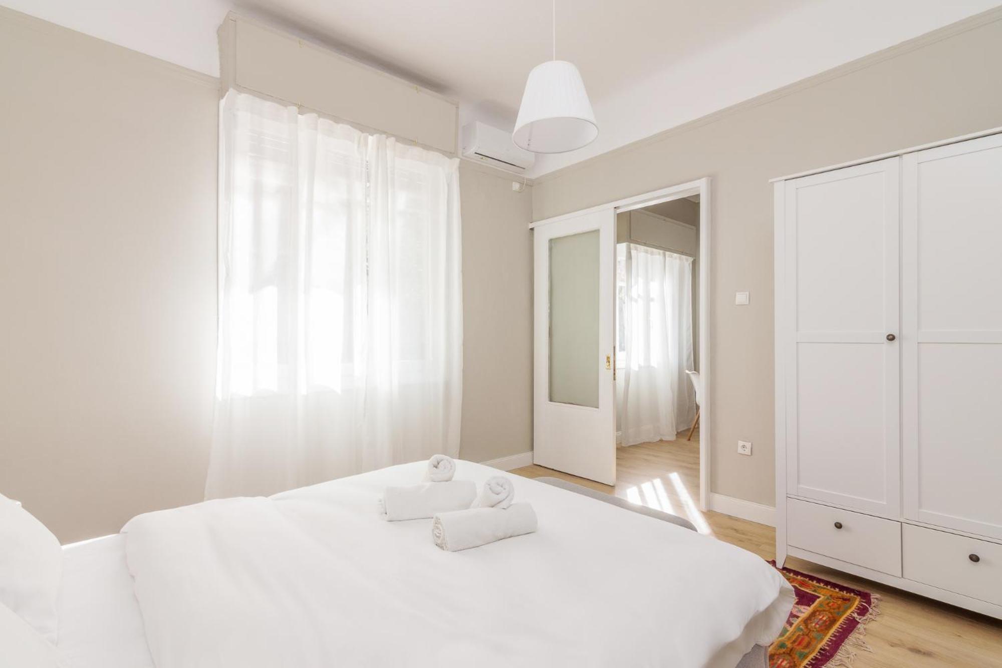 Апартаменты Great House W/ Private Parking Афины Экстерьер фото